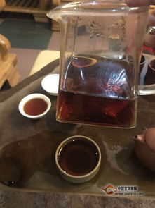 茶韻沉睡，心緒燃香